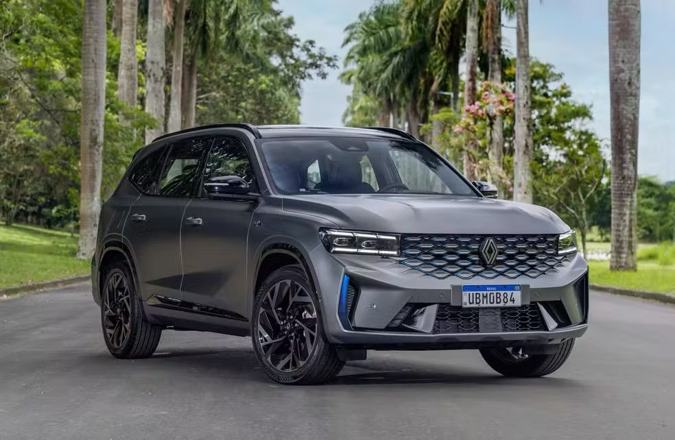 Renault Koleos estreia por R$ 289,9 mil mirando carros de luxo