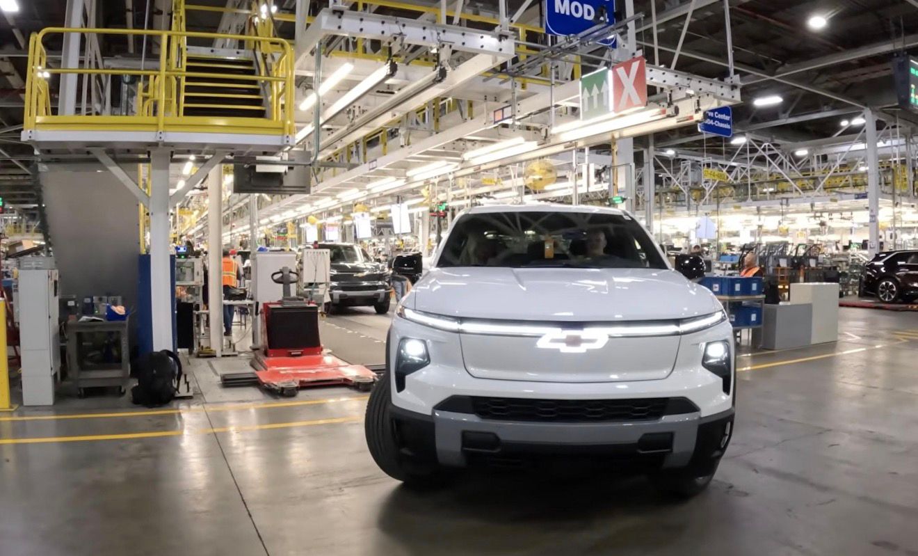 GM adia nova geração de elétricos e revê estratégia para picapes e SUVs de grande porte