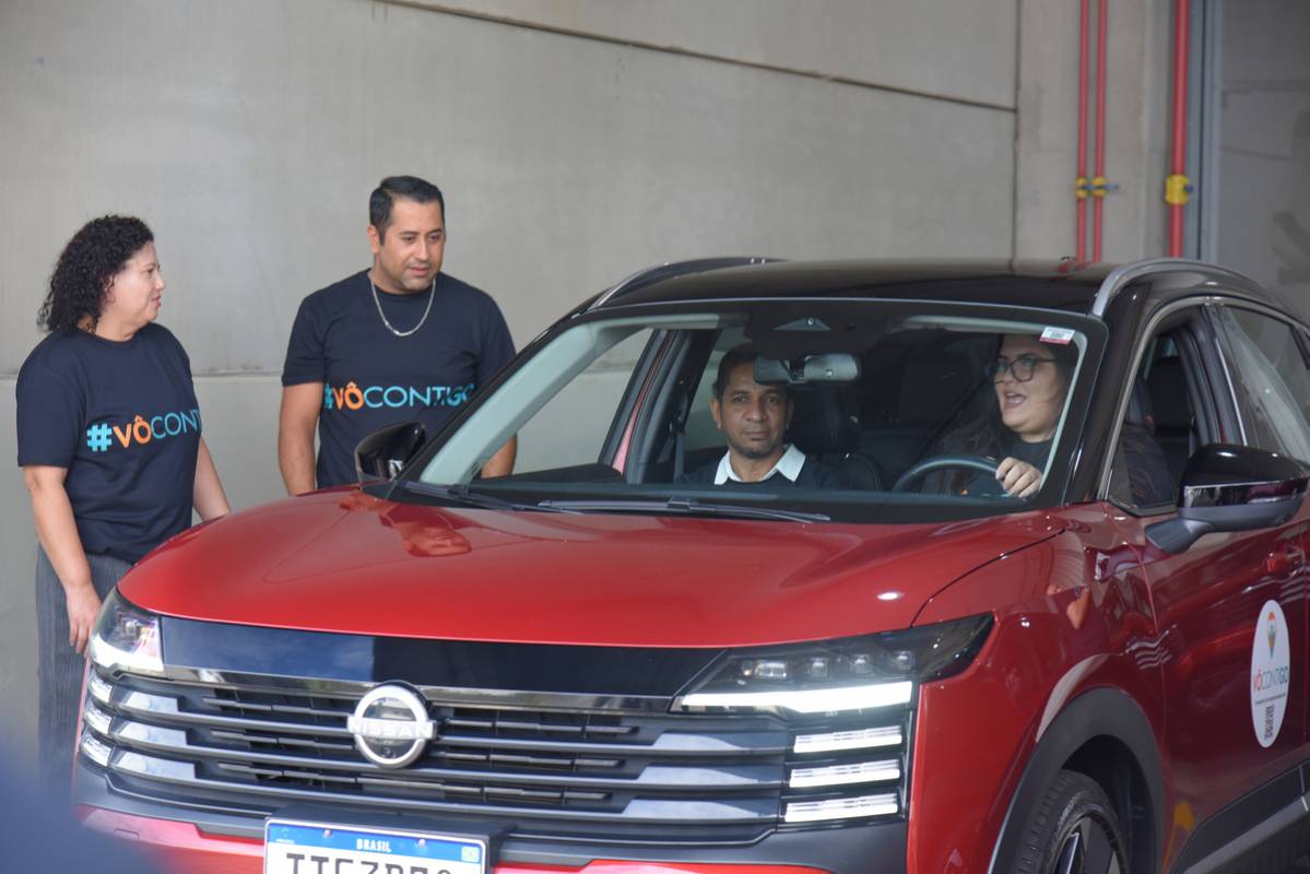 Nissan Kicks, Nissan, Vô Contigo, mobilidade urbana, idosos, SUV, transporte assistido, economia prateada, carros para idosos, Nissan Kicks 2026, mobilidade inclusiva, tecnologia automotiva