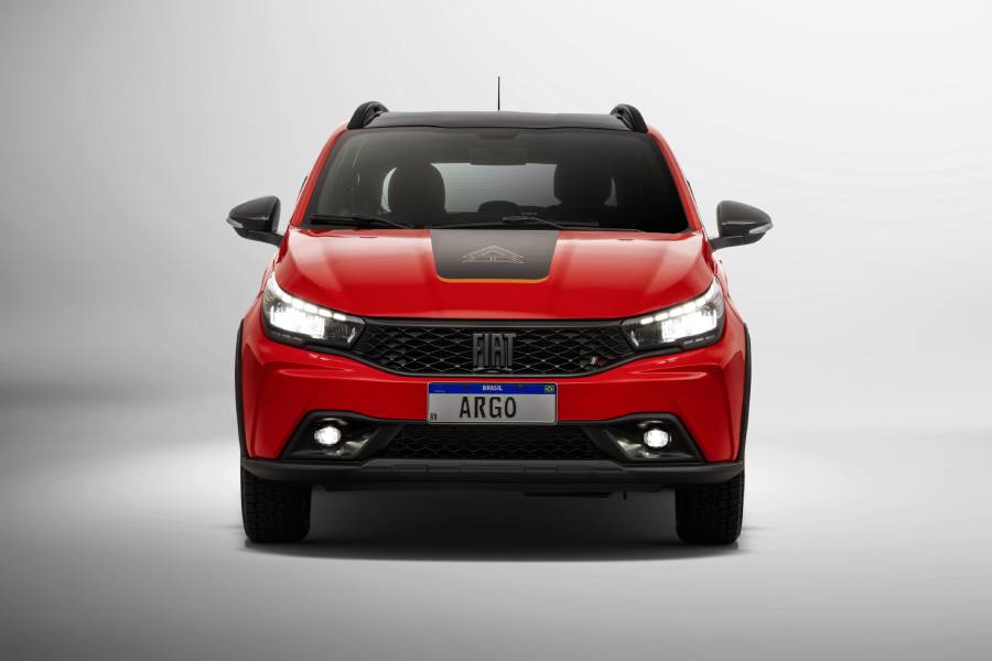 Fiat Argo comemora 750 mil unidades produzidas no Brasil
