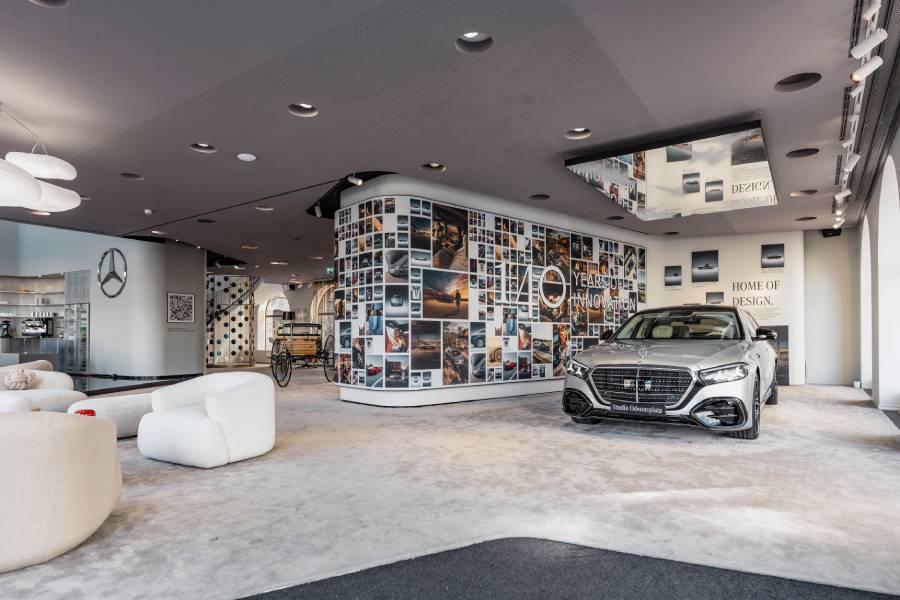 Comemoração de 100 anos da Mercedes-Benz