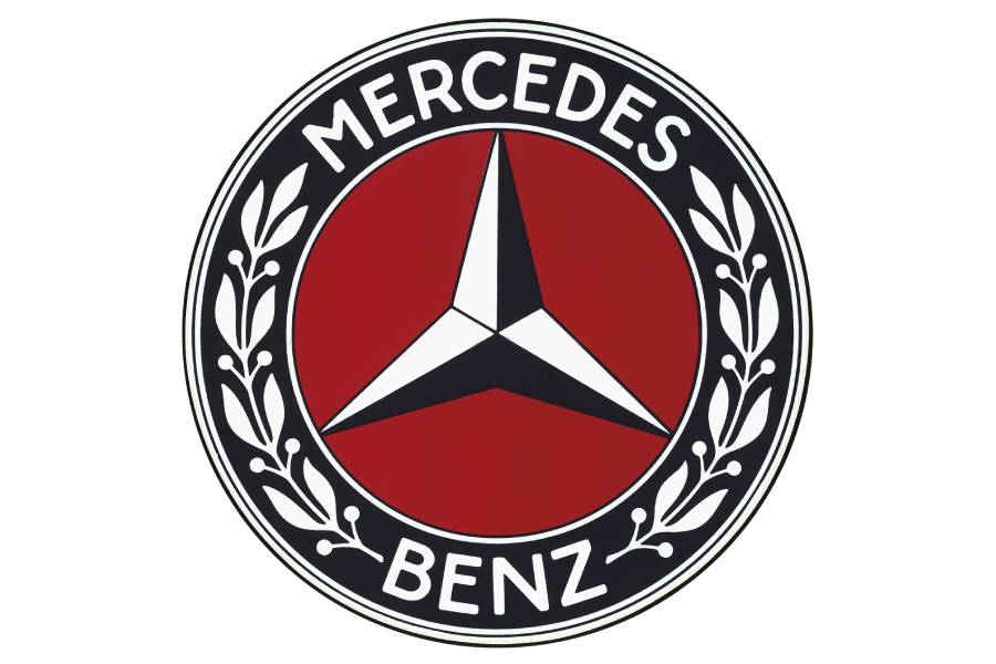 Comemoração de 100 anos da Mercedes-Benz