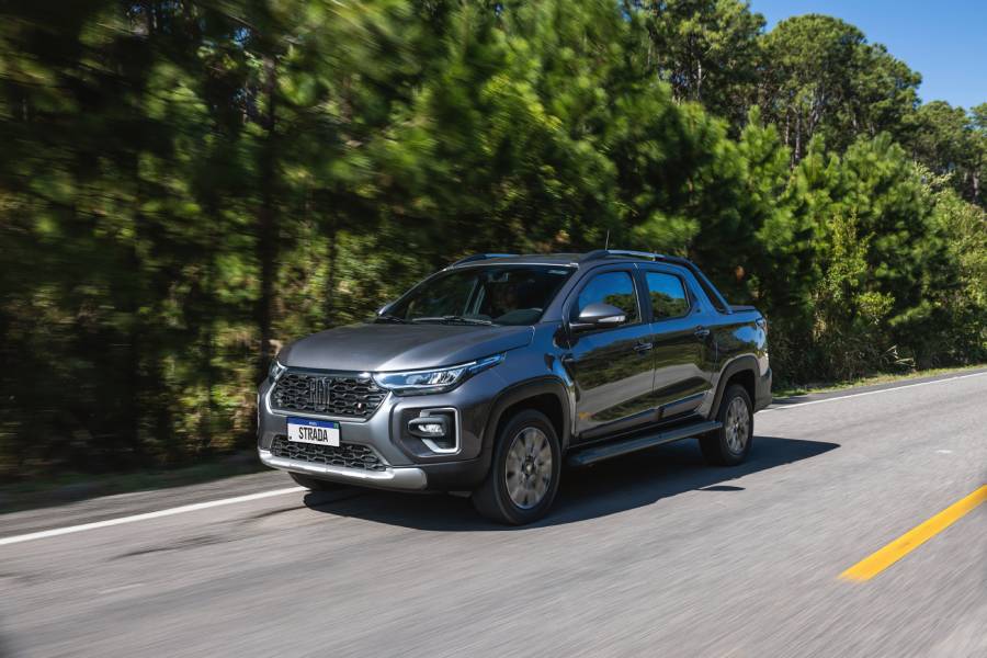Fiat Strada celebra 900 mil unidades produzidas no Brasil
