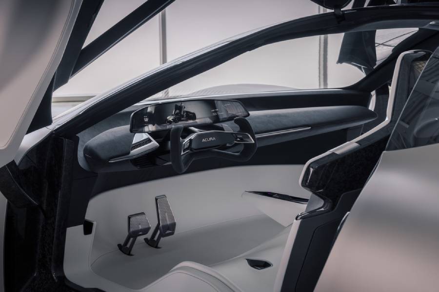 Painel com telas ligadas do Acura Nexera Vision
