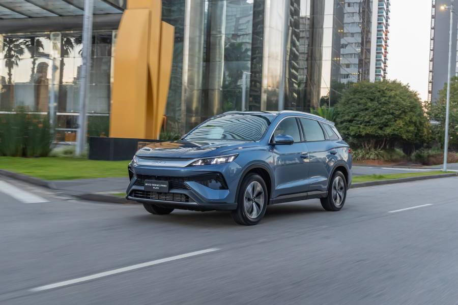 BYD Song Pro vira flex, ganha novo visual e parte de R$ 176 mil