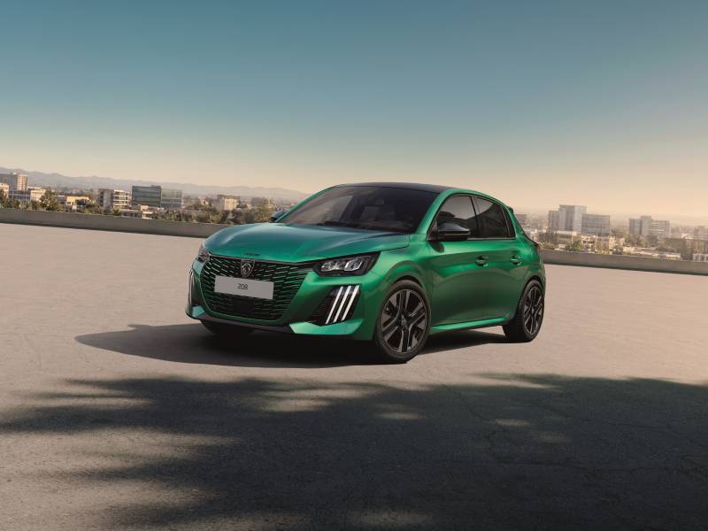 Novo Peugeot 208 Envy visto de frente