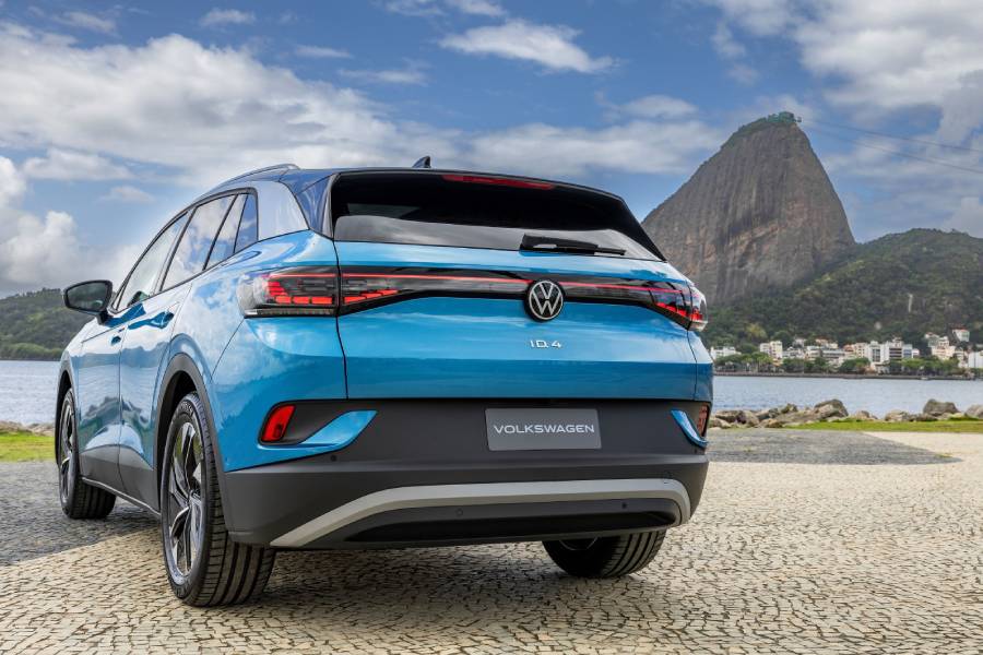 Volkswagen ID.4 Pro 2027 azul visto de trás