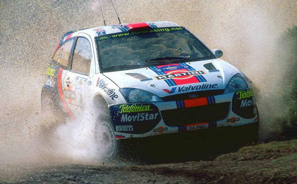 Ford Focus RS disputando etapa do WRC