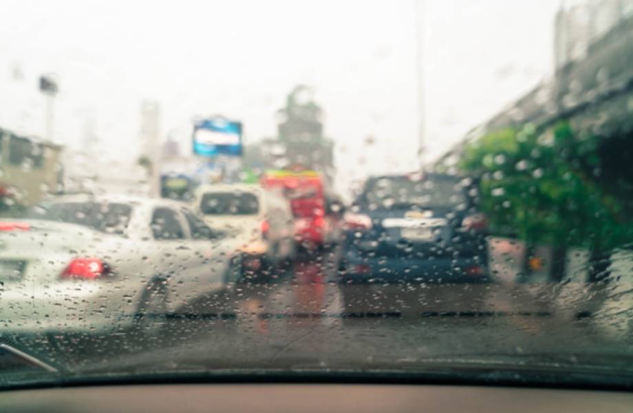 Alagamentos podem causar danos silenciosos aos carros