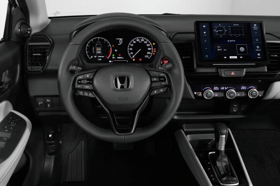 Painel com telas ligadas do Honda City 2027