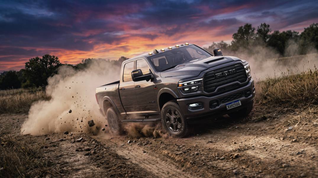 Ram lança 2500 Laramie Night Edition com 436 cv por R$ 569 mil