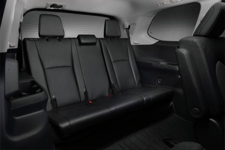 bancos da 3ª fileira do Toyota Grand Highlander